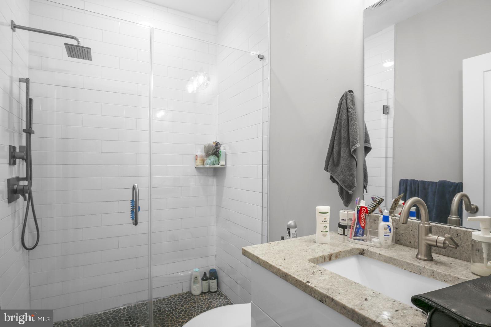 2150 North Front Street, Unit 4 Philadelphia, PA 19122 - Photo 8 of 17