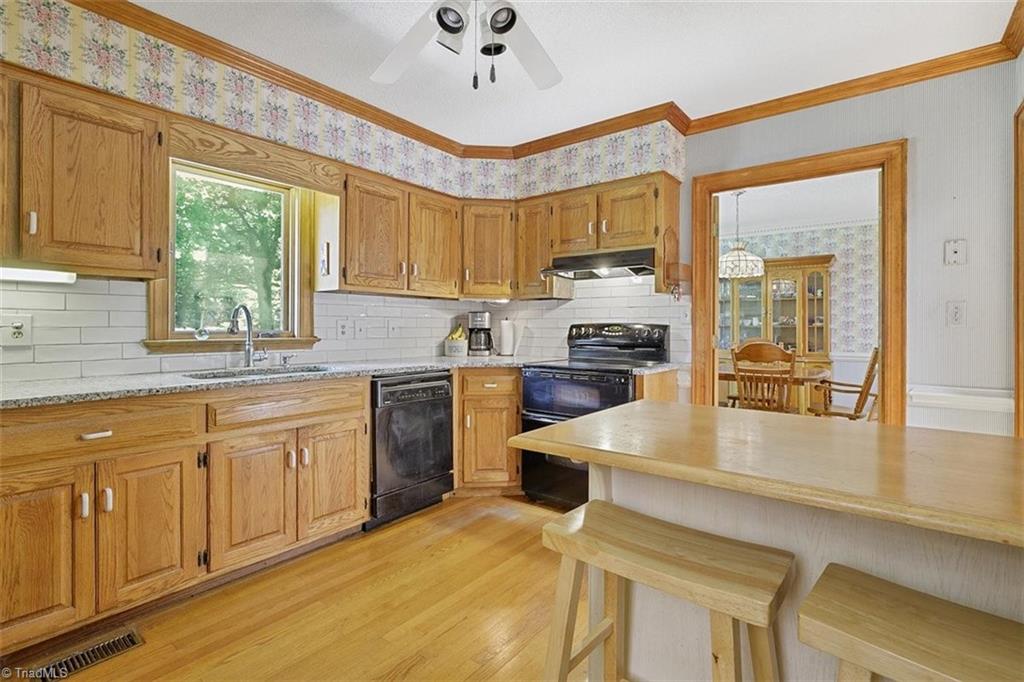 2800 Oak Ridge Road Oak Ridge, NC 27310 - Photo 14 of 36