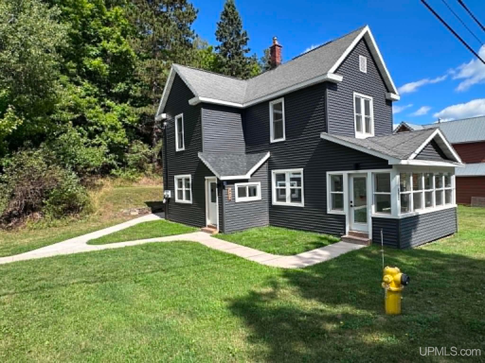 493 Jasper Street Ishpeming, MI 49849 - Photo 1 of 30 Gallery Image 1