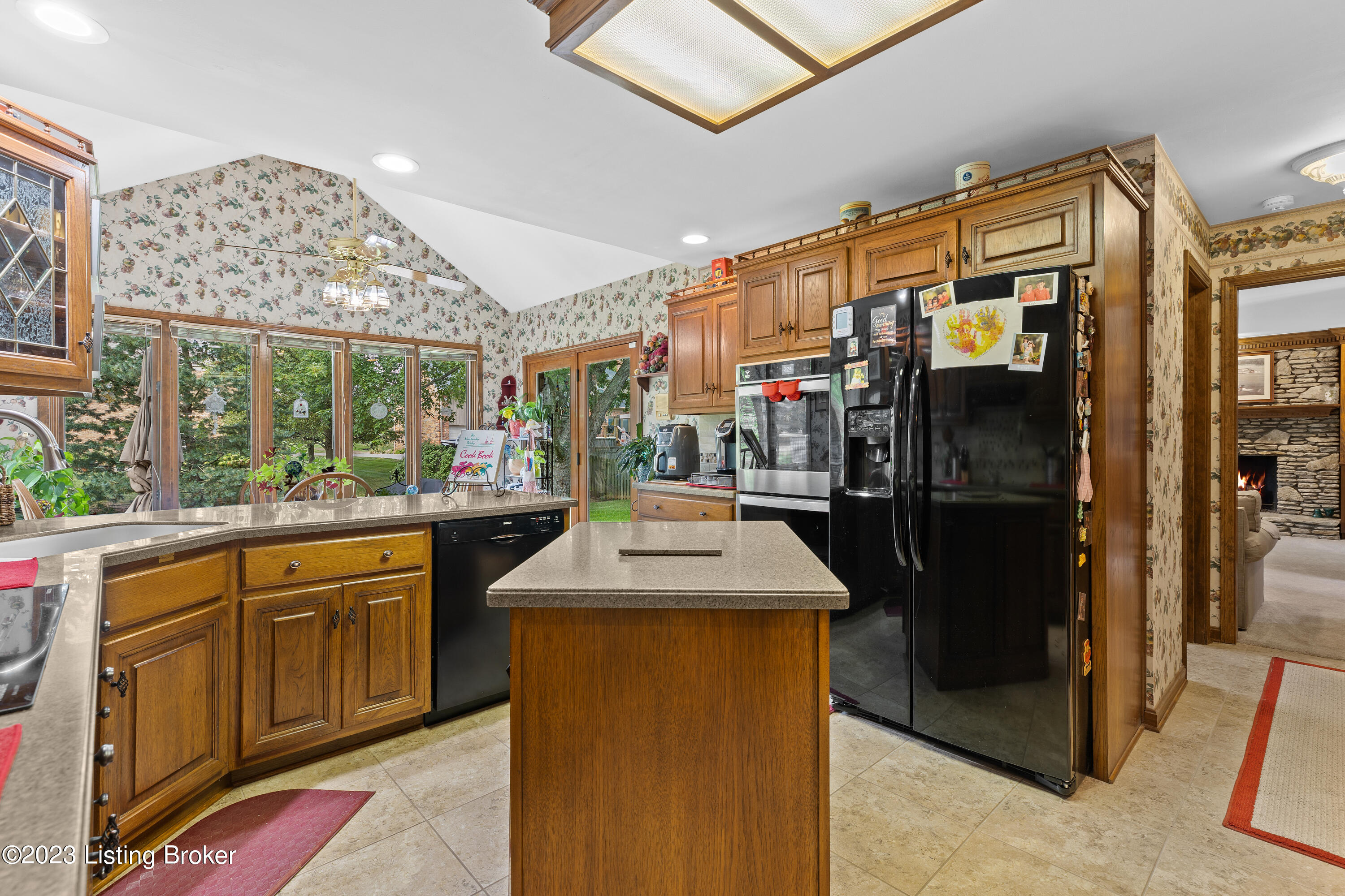 12805 Ridge Lock Court Prospect, KY 40059 - Photo 12 of 54 12805 Ridge Lock Ct-12