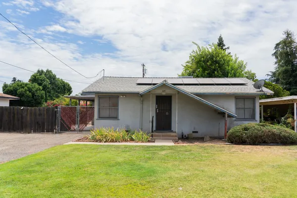 $275,000 | 753 West Sample Avenue, Fresno, CA 93704