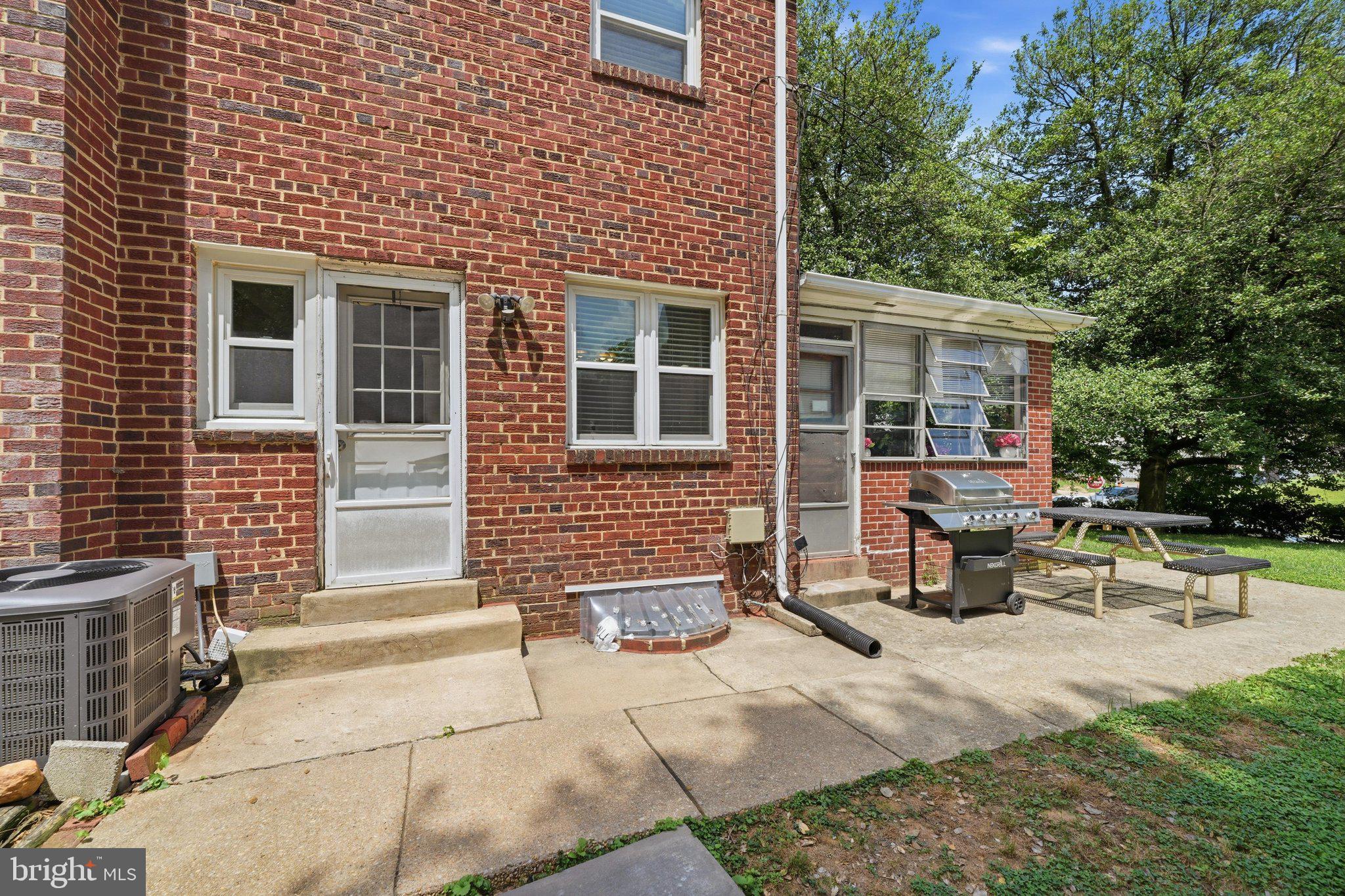 11931 Centerhill Street Silver Spring, MD 20902 - Photo 41 of 45