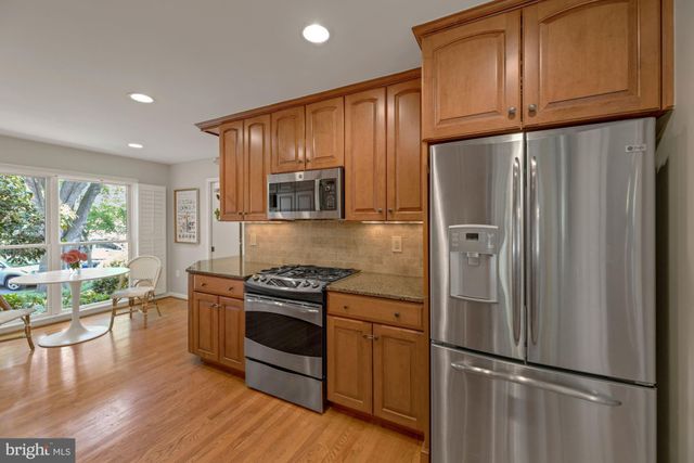 $1,296,100 | 4121 Fort Worth Place, Alexandria, VA 22304