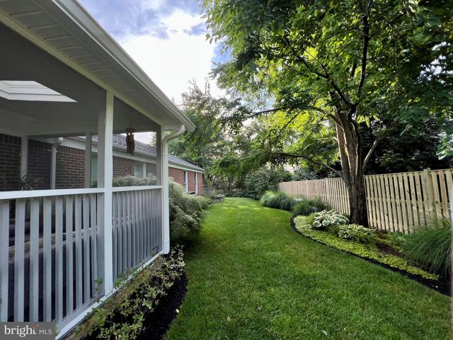 $1,296,100 | 4121 Fort Worth Place, Alexandria, VA 22304