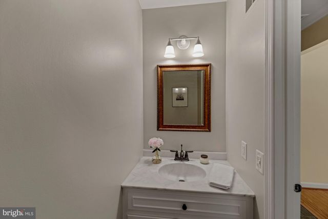 $1,296,100 | 4121 Fort Worth Place, Alexandria, VA 22304