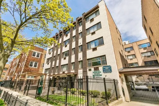 $1,681 | 6029 North Winthrop Avenue, Unit 305, Chicago, IL 60660