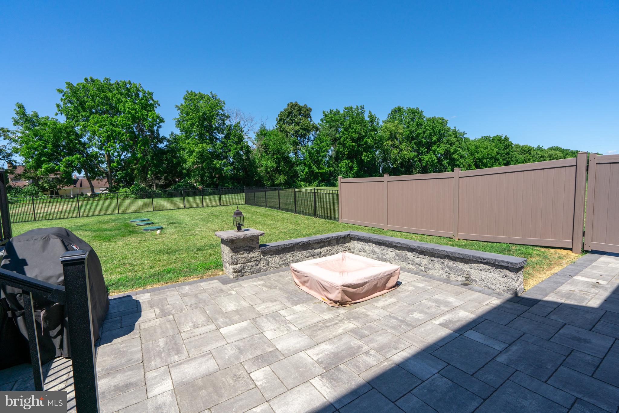 4577 Fairway Road Bethlehem, PA 18020 - Photo 33 of 42 Gallery Image 33