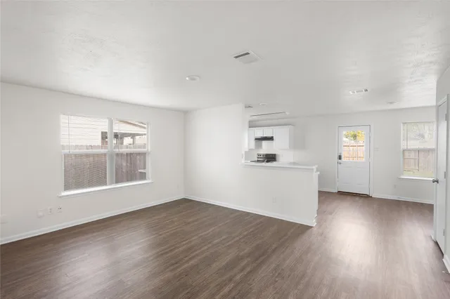 $2,700 | 19138 Larkspur Hills Drive, Cypress, TX 77433