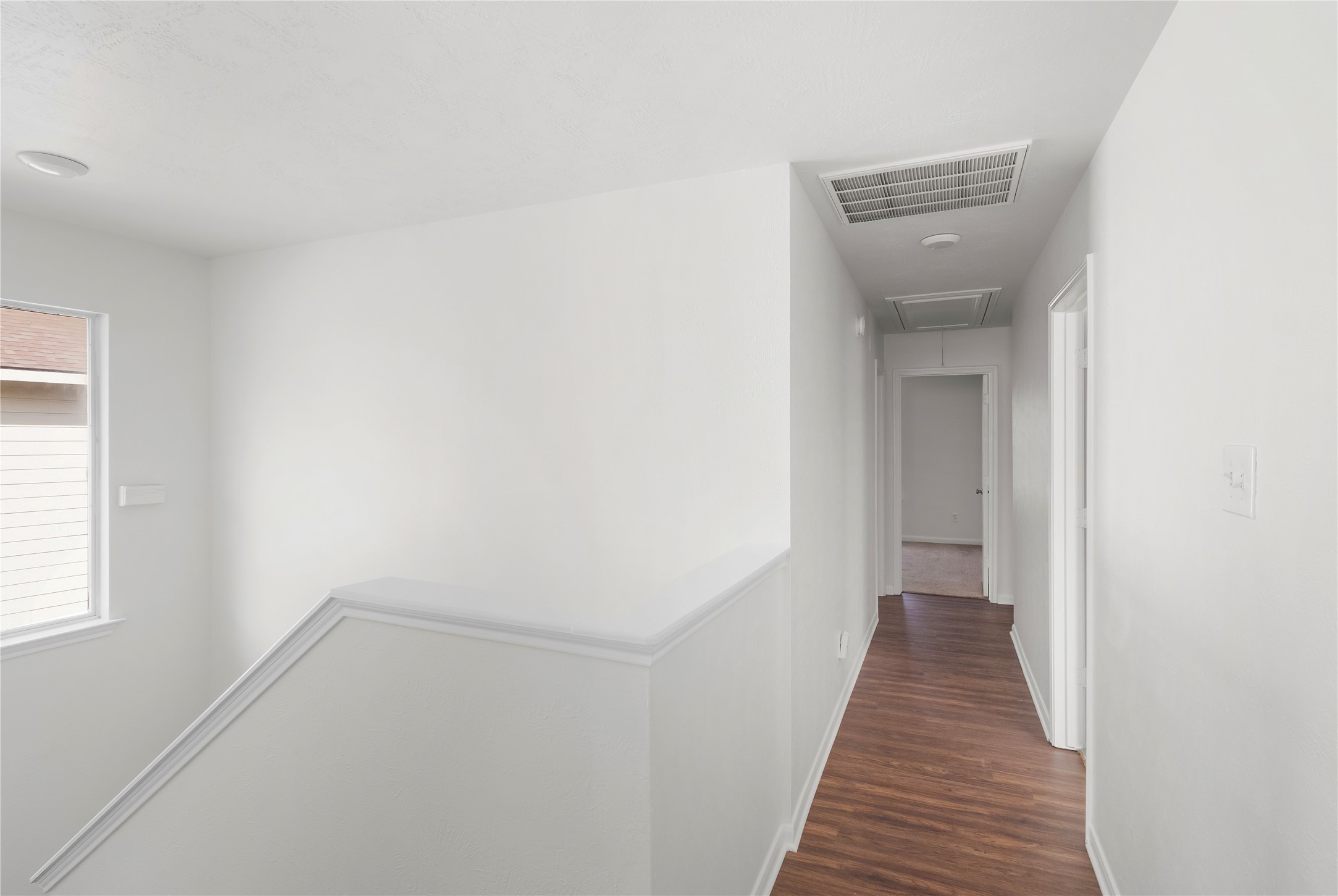 19138 Larkspur Hills Drive Cypress, TX 77433 - Photo 18 of 36 Hall way