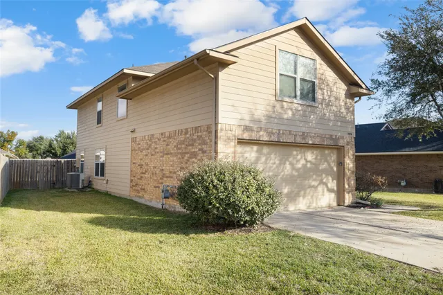 $2,700 | 19138 Larkspur Hills Drive, Cypress, TX 77433