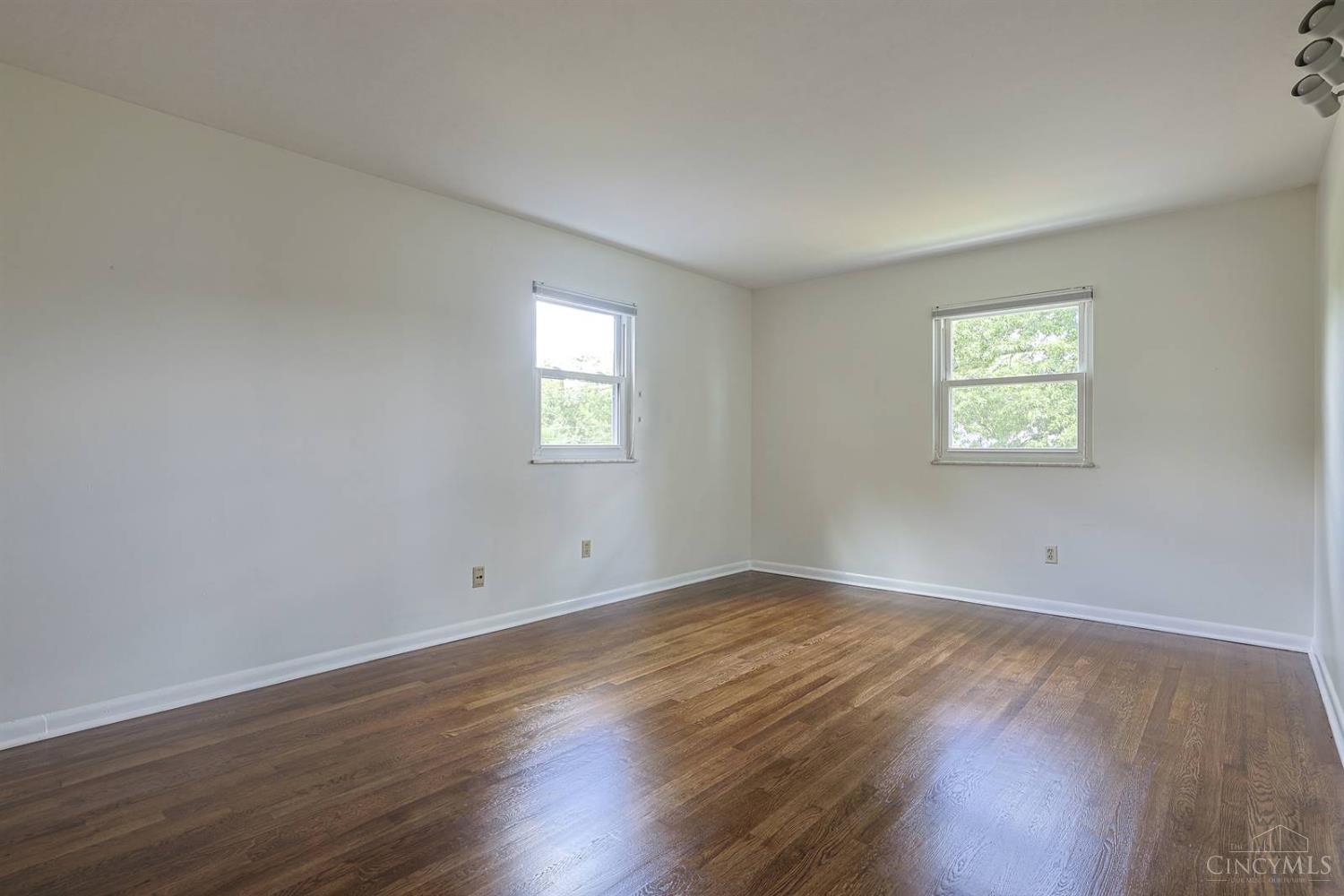 10639 Weil Road Montgomery, OH 45249 - Photo 27 of 54