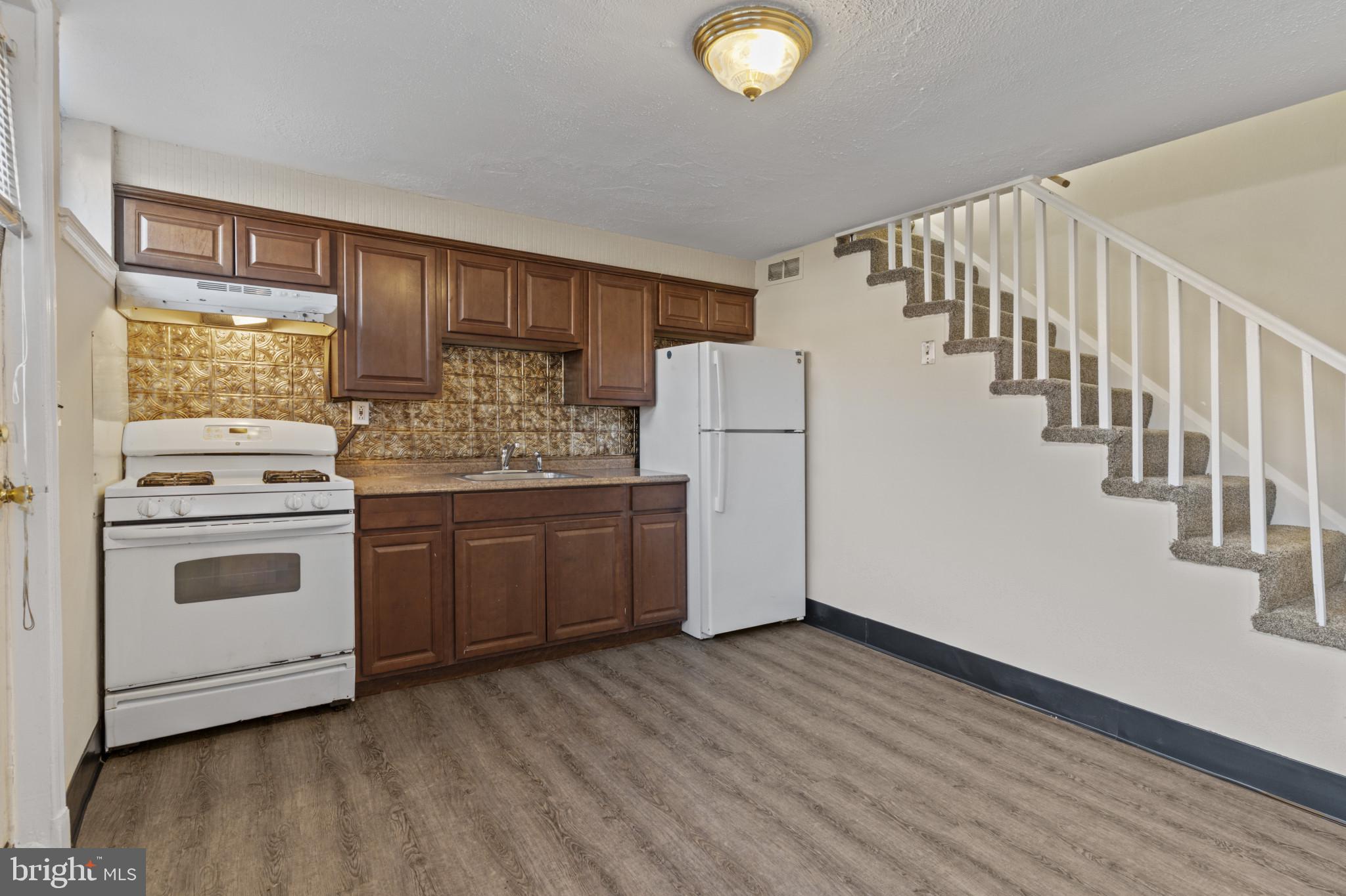 4116 Raymonn Avenue Baltimore, MD 21213 - Photo 4 of 27