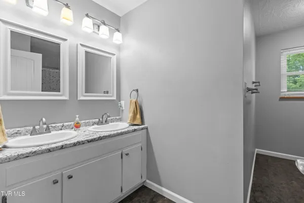 $429,900 | 506 Gaye Drive, Jefferson City, TN 37760