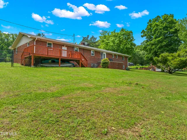 $449,900 | 506 Gaye Drive, Jefferson City, TN 37760