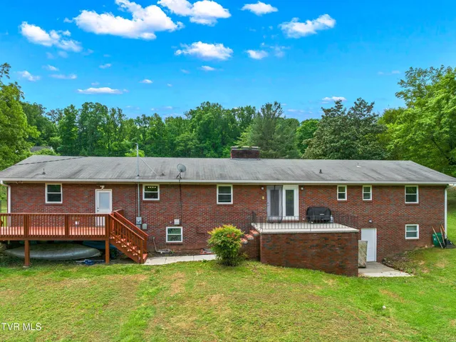 $449,900 | 506 Gaye Drive, Jefferson City, TN 37760