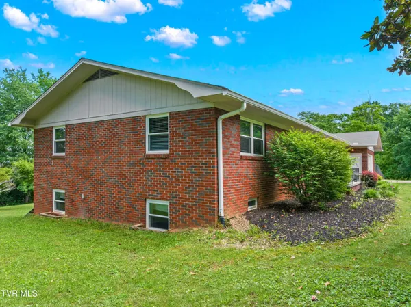 $429,900 | 506 Gaye Drive, Jefferson City, TN 37760