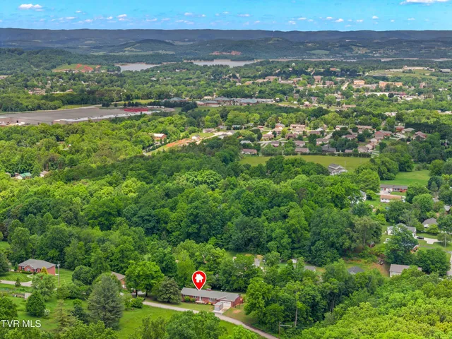 $449,900 | 506 Gaye Drive, Jefferson City, TN 37760