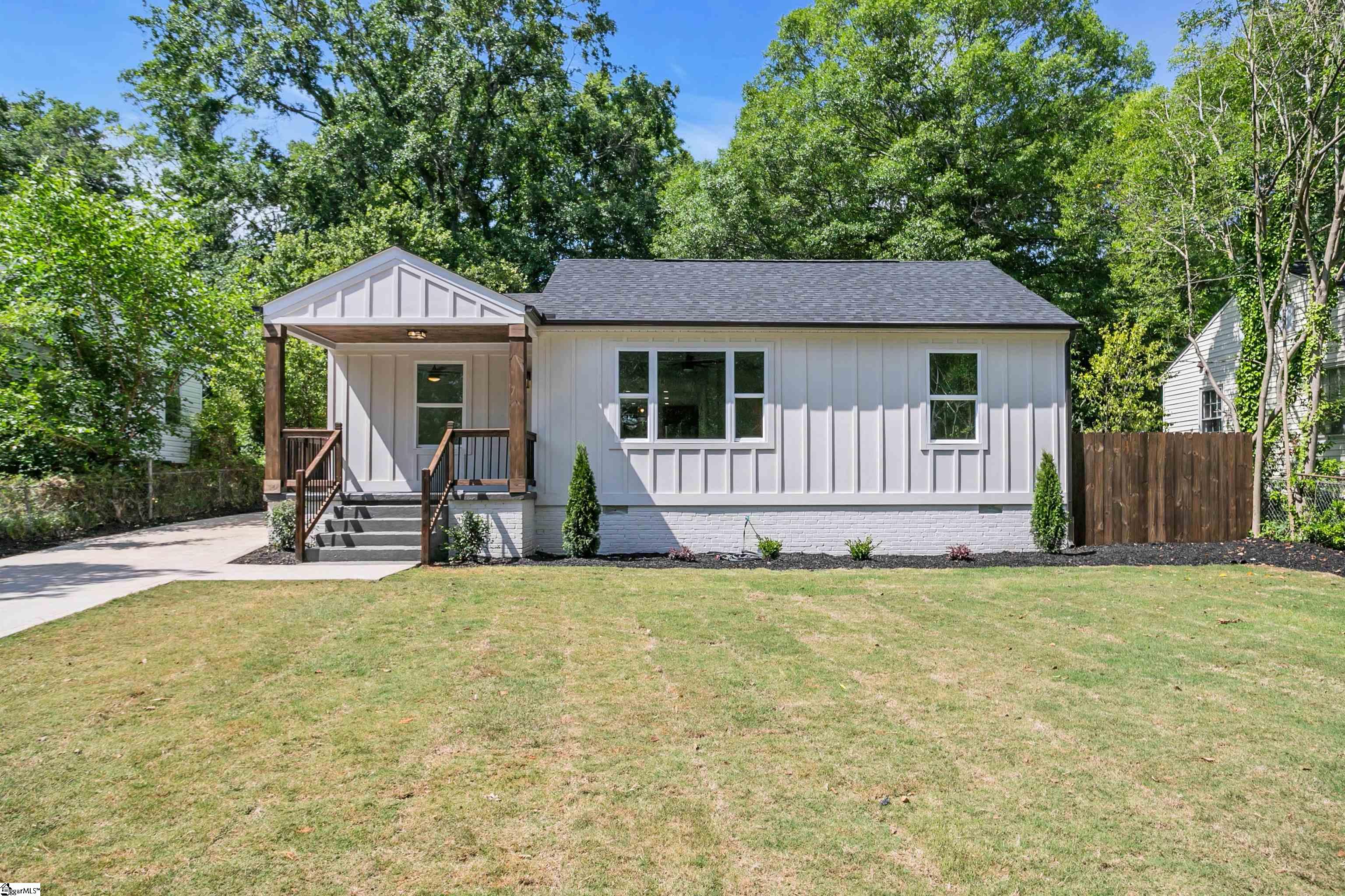 14 Pleasant Ridge Avenue Greenville, SC 29605 - Photo 2 of 30 Gallery Image 2
