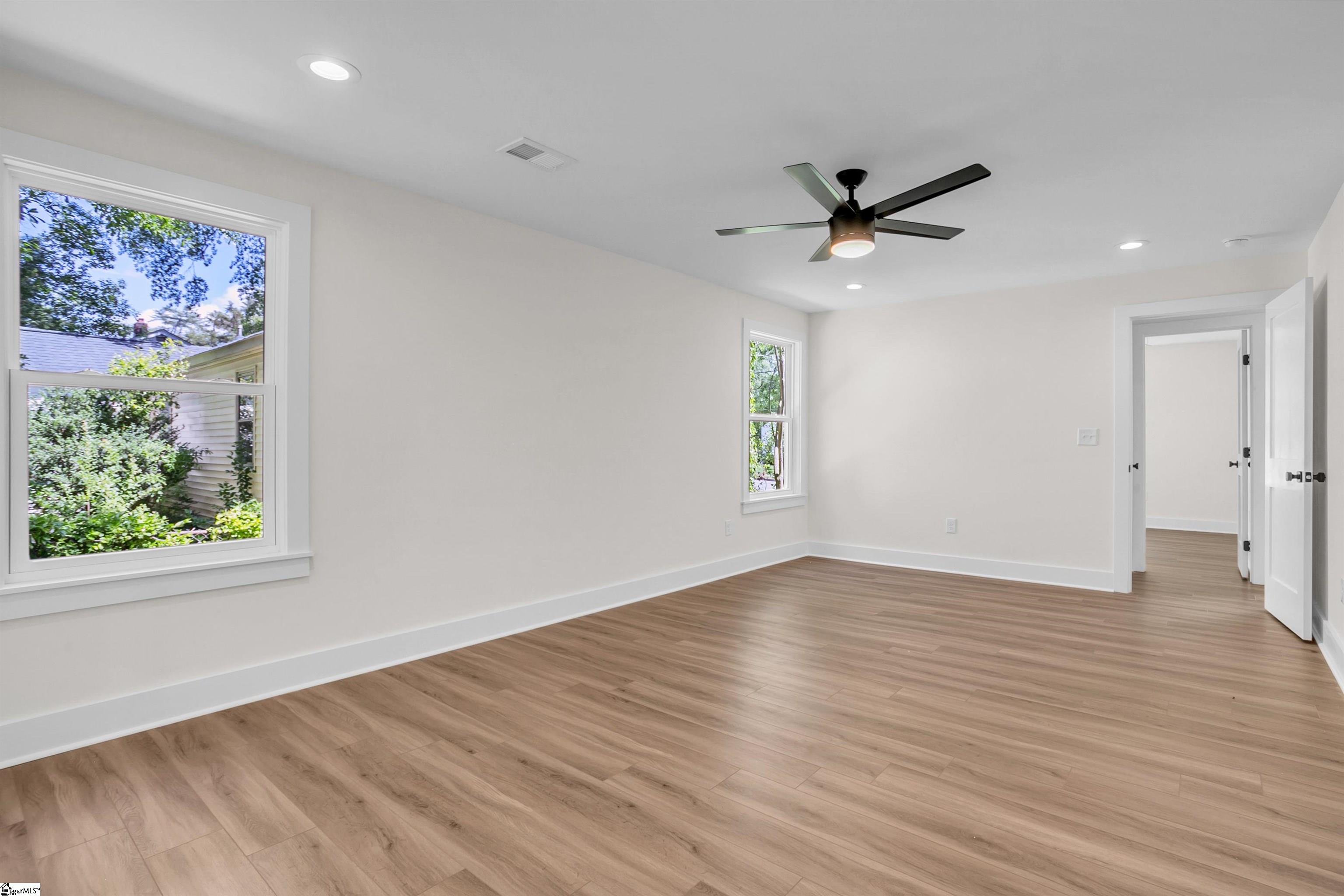14 Pleasant Ridge Avenue Greenville, SC 29605 - Photo 21 of 30 Gallery Image 21