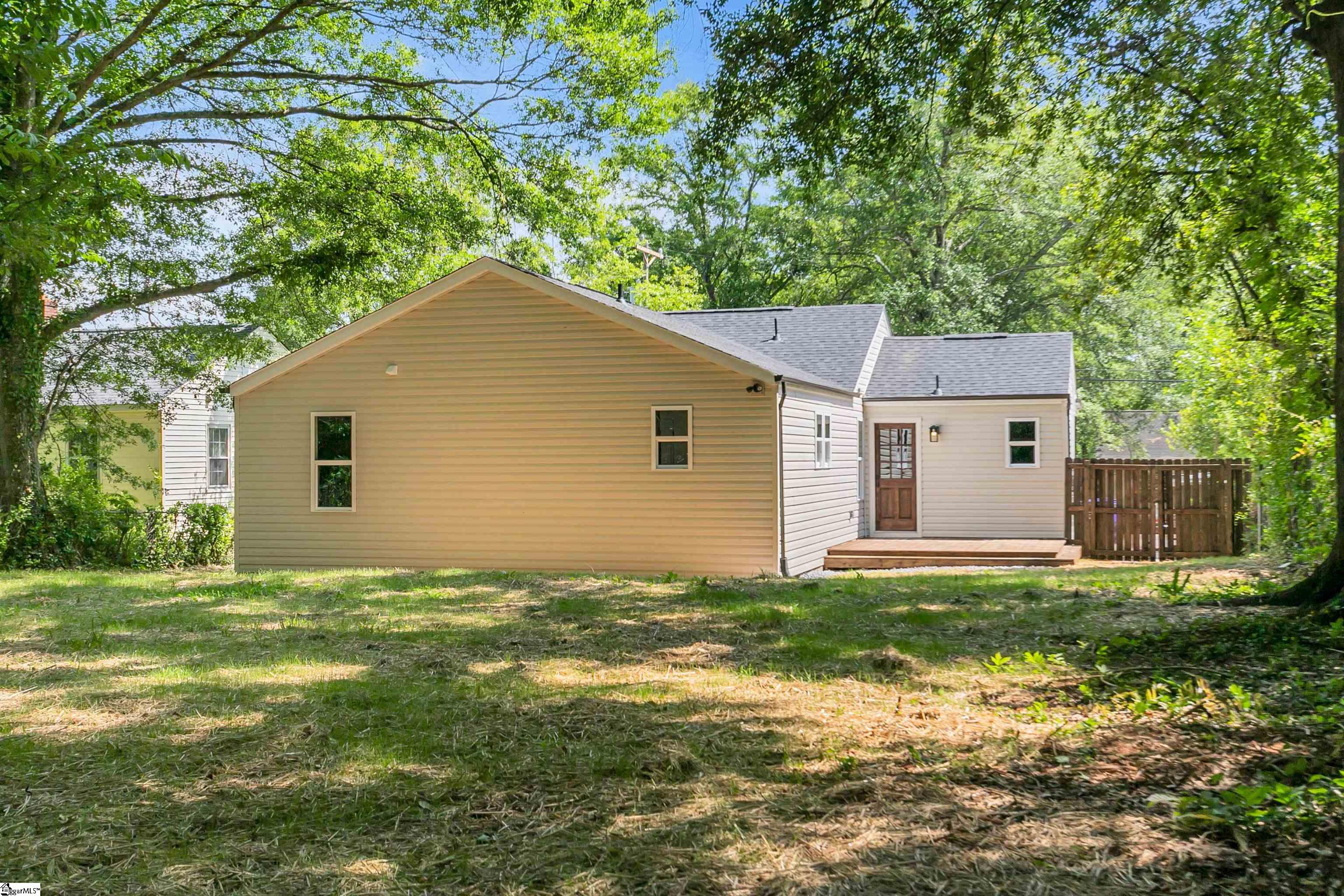 14 Pleasant Ridge Avenue Greenville, SC 29605 - Photo 24 of 30 Gallery Image 24