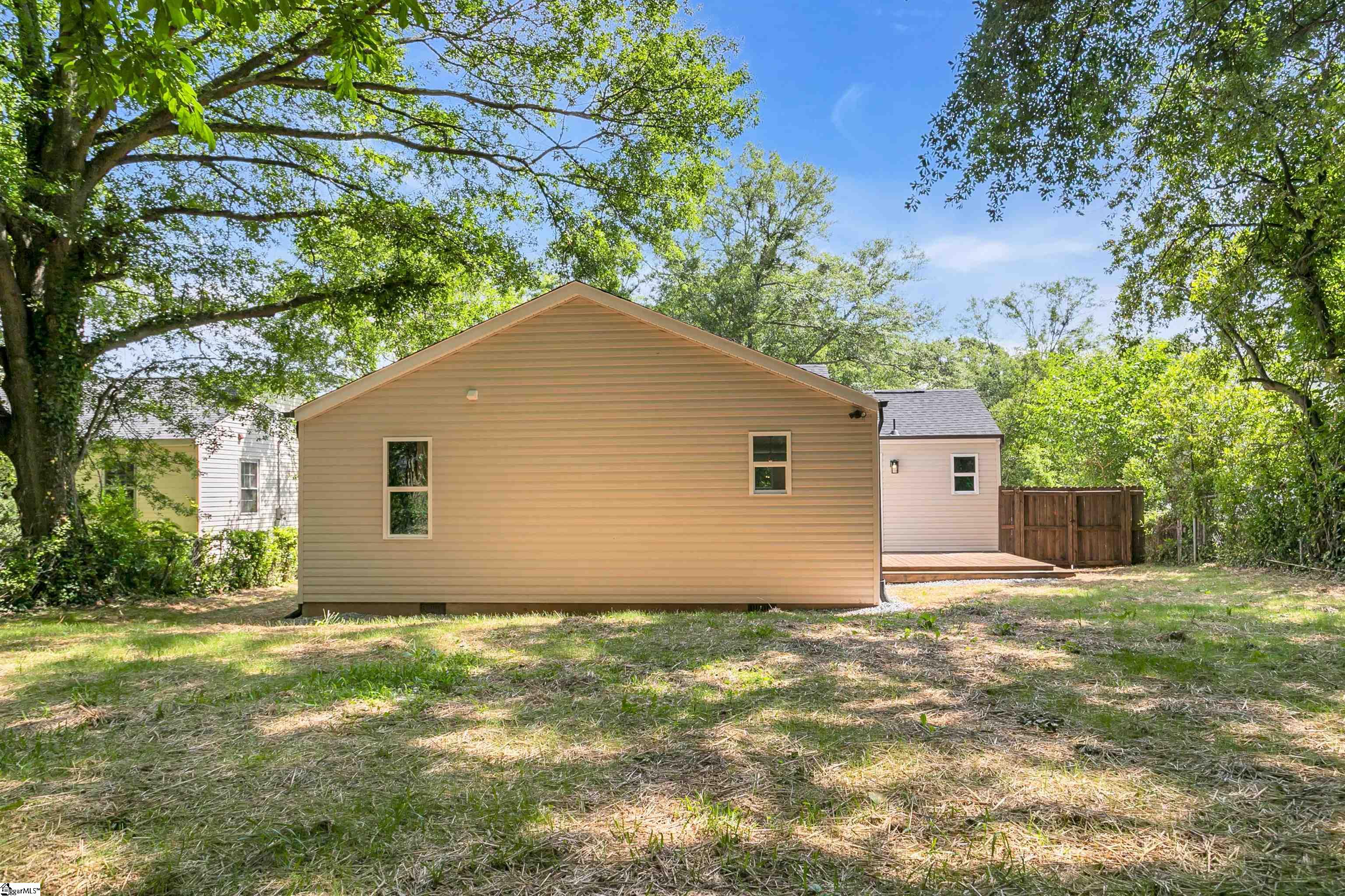14 Pleasant Ridge Avenue Greenville, SC 29605 - Photo 26 of 30 Gallery Image 26