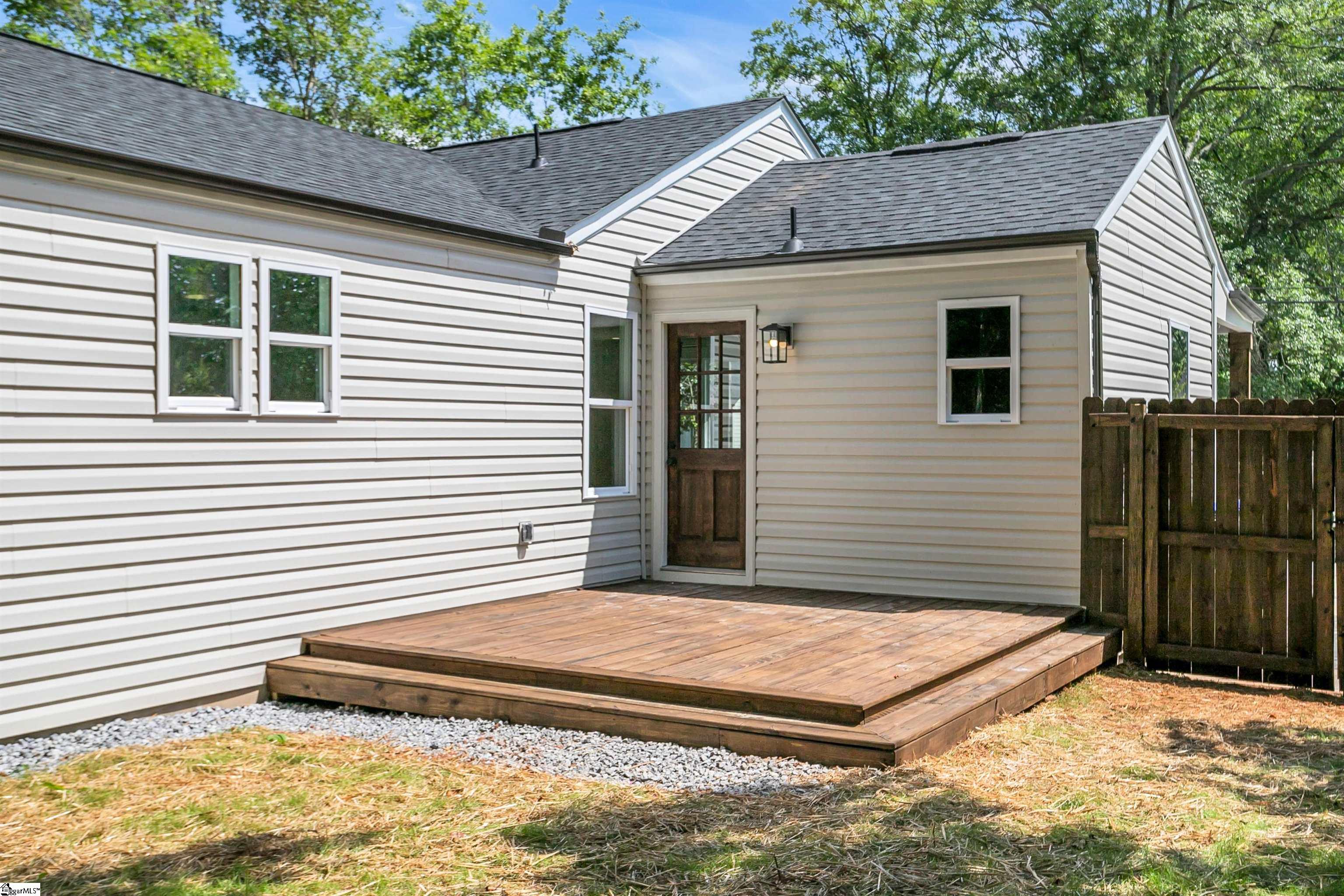 14 Pleasant Ridge Avenue Greenville, SC 29605 - Photo 29 of 30 Gallery Image 29
