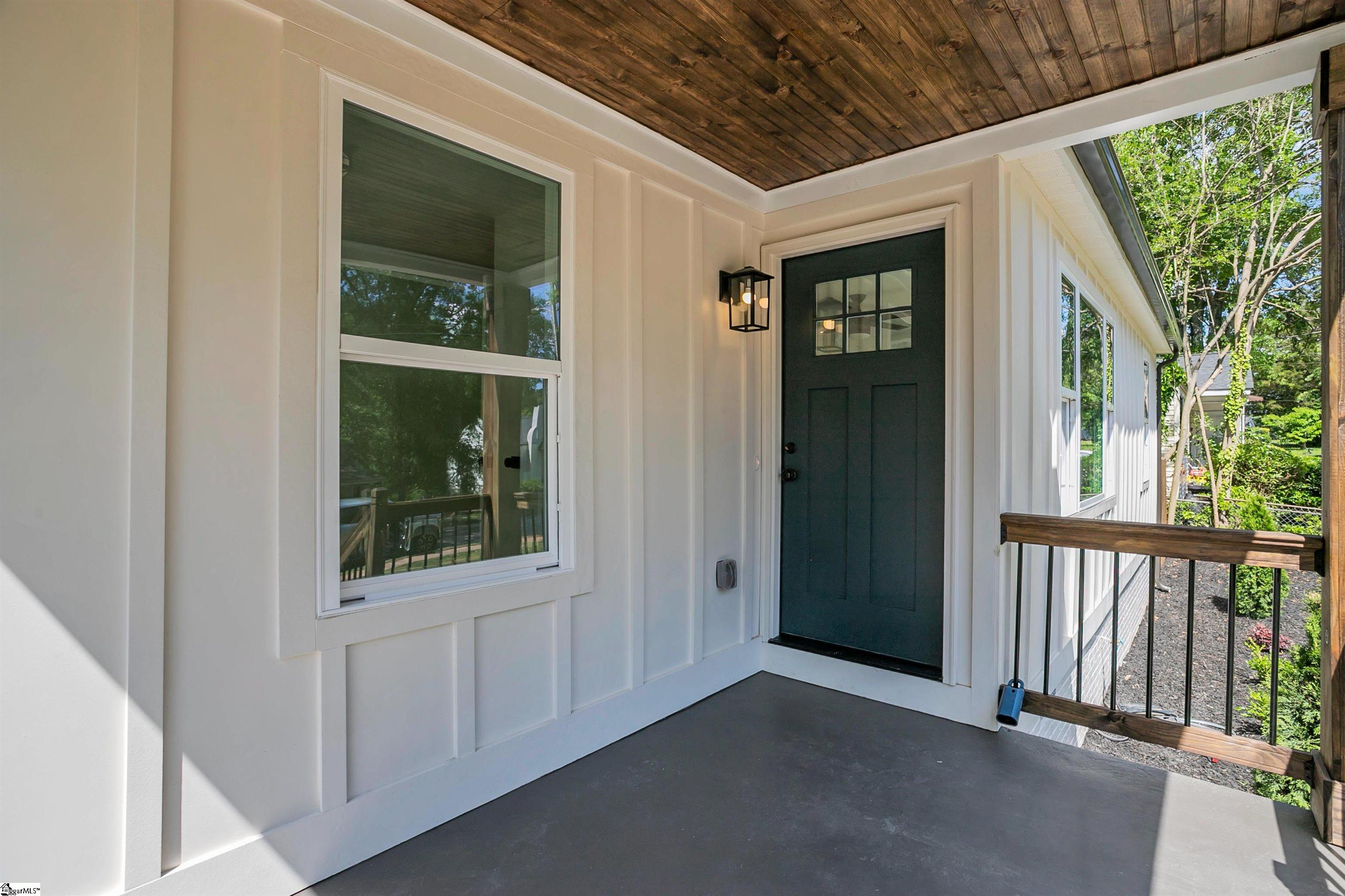 14 Pleasant Ridge Avenue Greenville, SC 29605 - Photo 3 of 30 Gallery Image 3