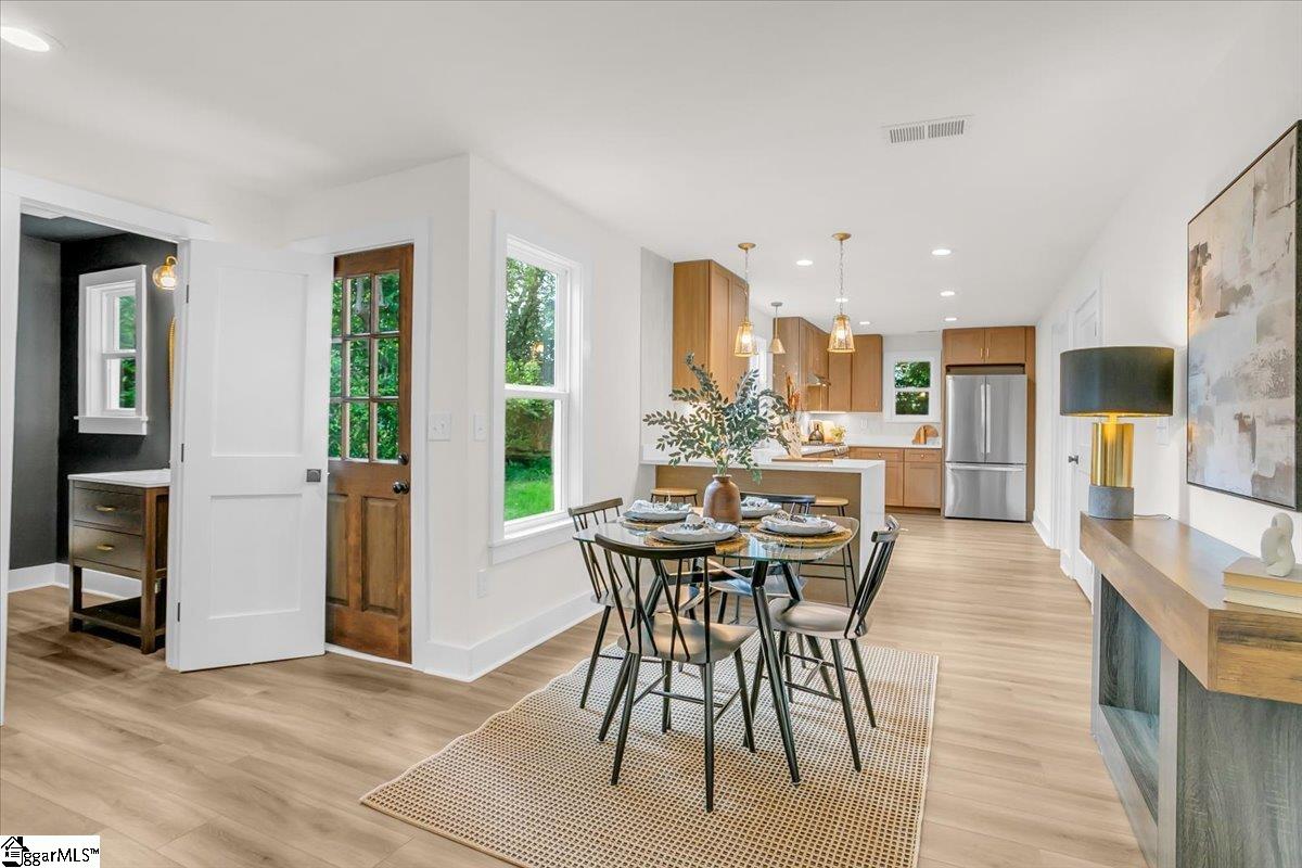 14 Pleasant Ridge Avenue Greenville, SC 29605 - Photo 6 of 30 Gallery Image 6
