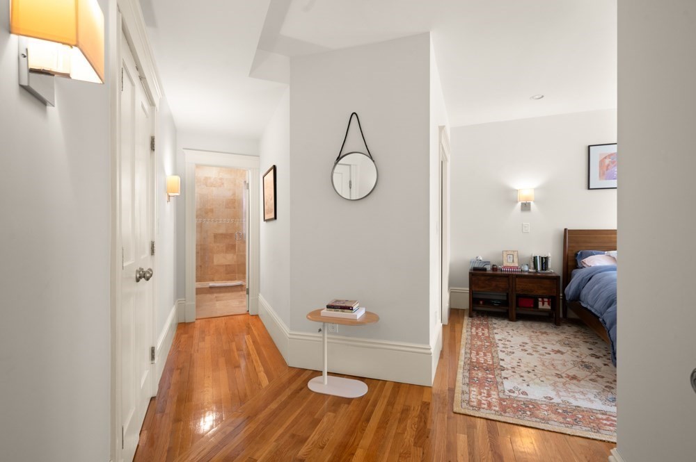 8 Colbourne Crescent, Unit 3 Brookline, MA 02445 - Photo 24 of 42