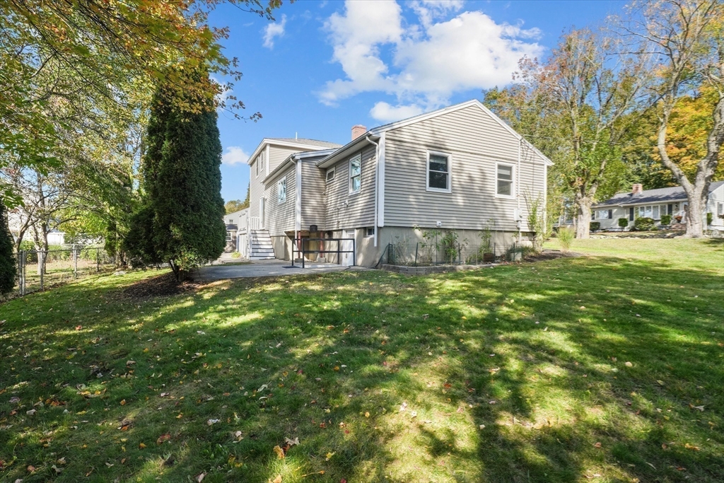 75 Border Road Reading, MA 01867 - Photo 22 of 34 Gallery Image 22