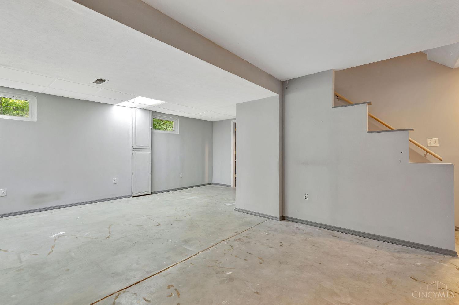 2352 Neeb Road Cincinnati, OH 45238 - Photo 27 of 45 Gallery Image 27
