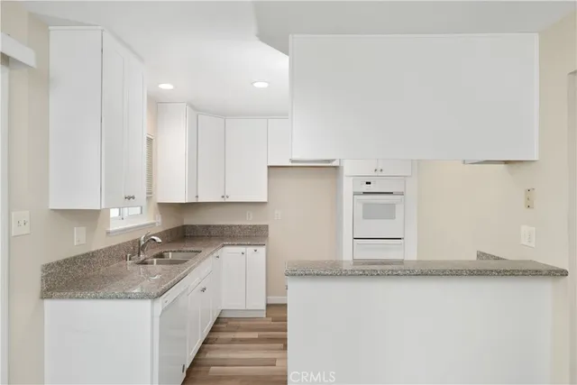 $4,000 | 4331 Farquhar Avenue, Los Alamitos, CA 90720