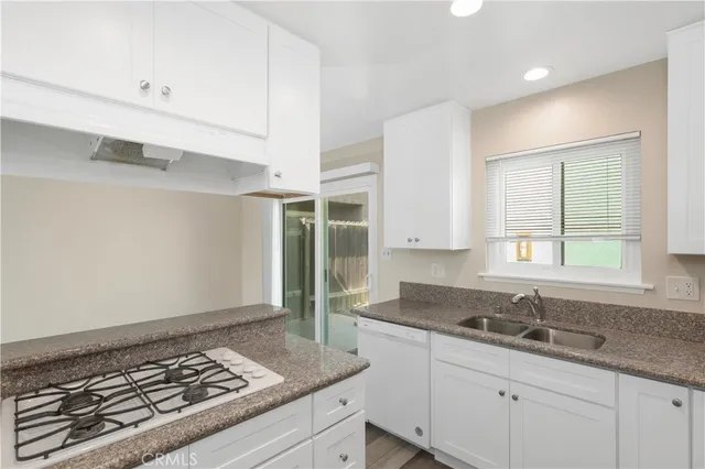 $4,000 | 4331 Farquhar Avenue, Los Alamitos, CA 90720