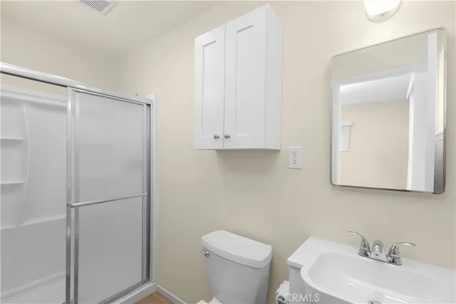 $4,000 | 4331 Farquhar Avenue, Los Alamitos, CA 90720