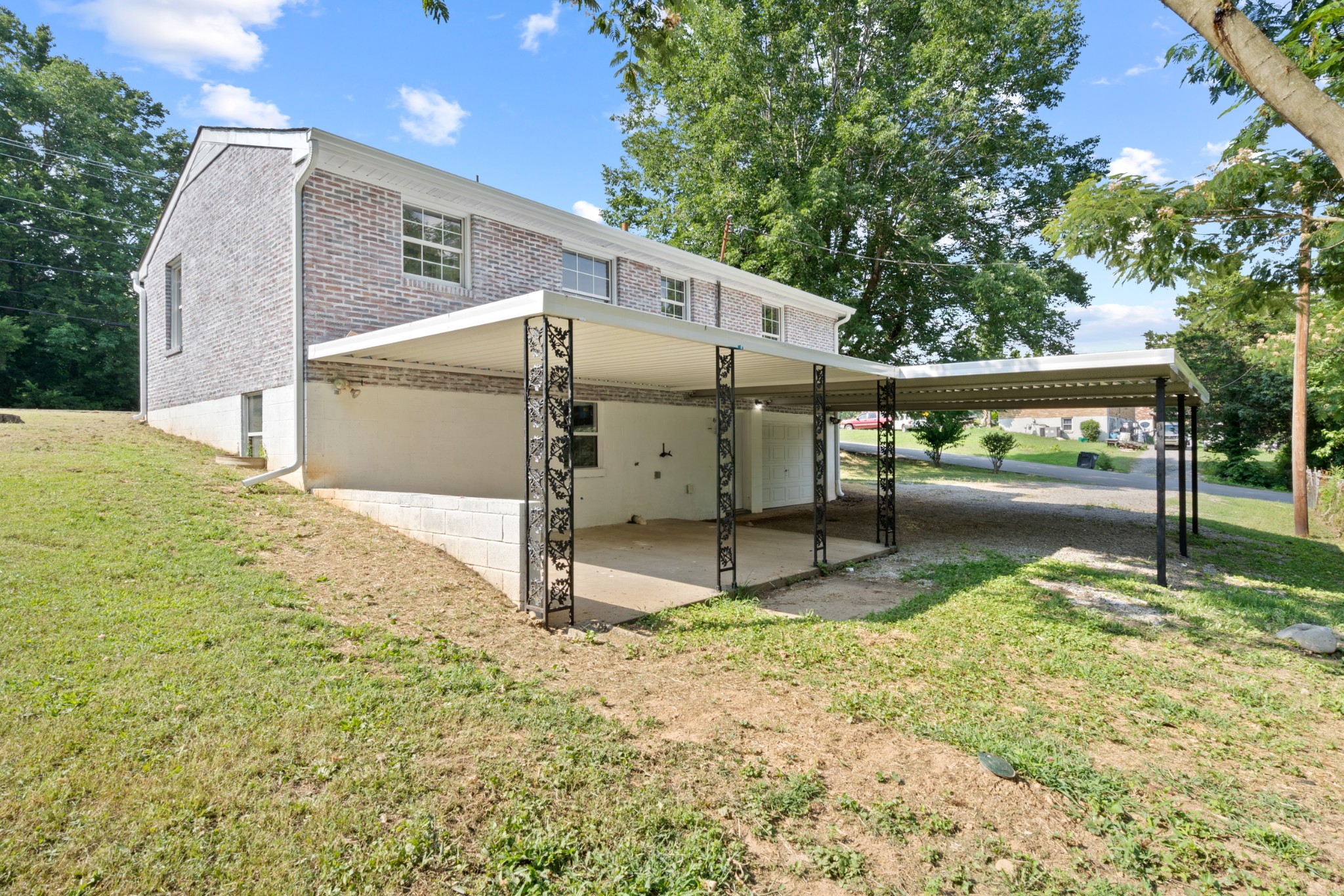 215 Edmondson Ferry Road Clarksville, TN 37040 - Photo 6 of 34 Gallery Image 6