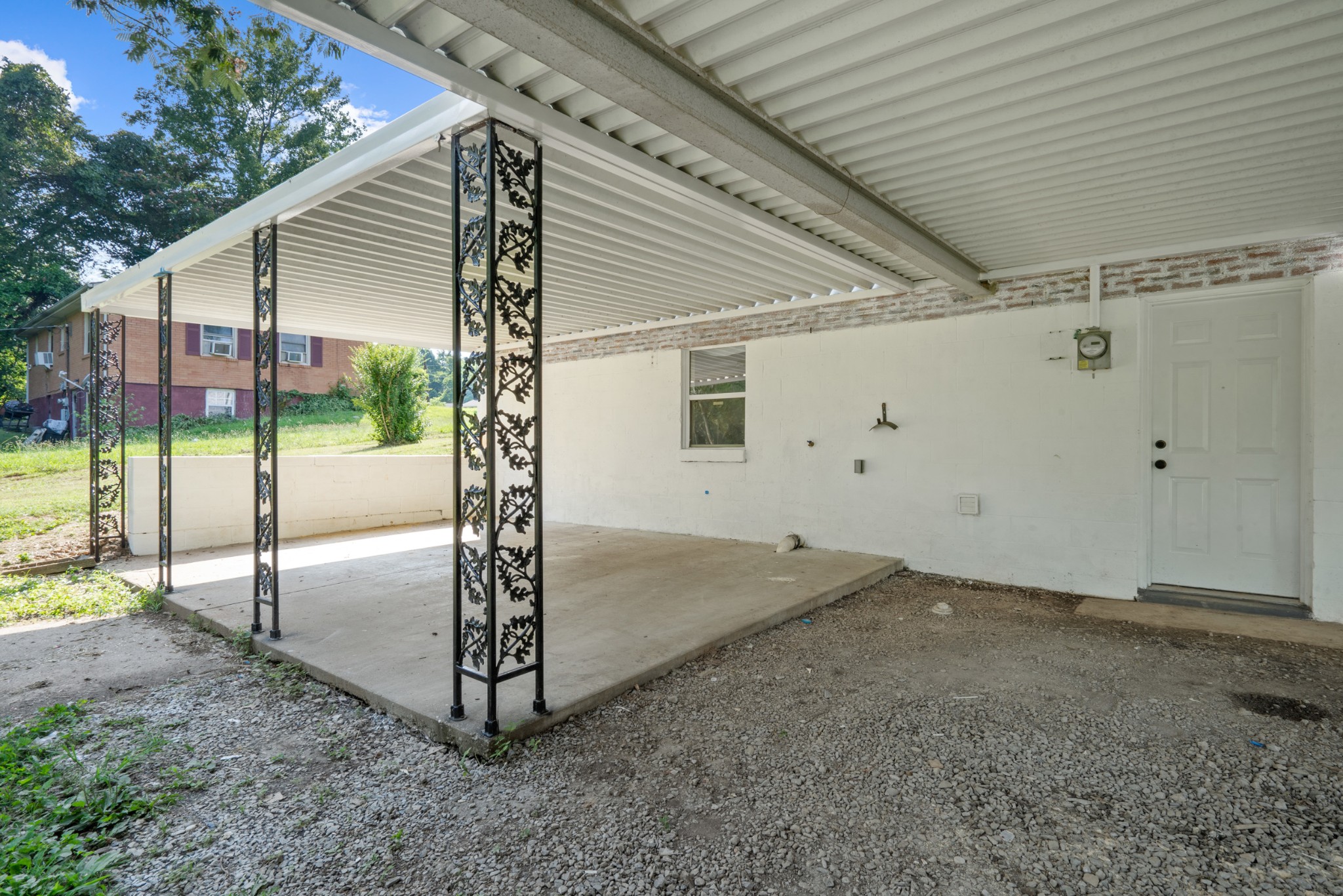 215 Edmondson Ferry Road Clarksville, TN 37040 - Photo 7 of 34 Gallery Image 7