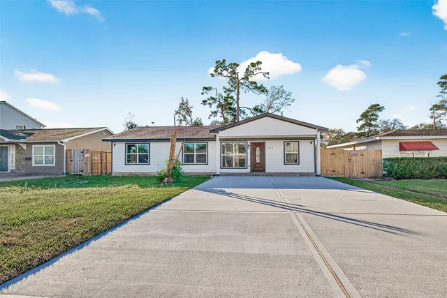 $3,800 | 1823 Chippendale Road, Houston, TX 77018