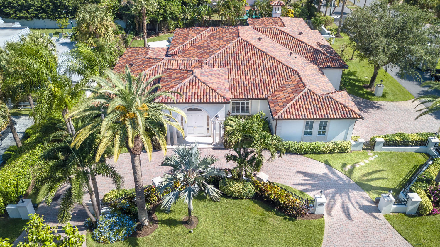 2498 Spanish River Road Boca Raton, FL 33432 - Photo 1 of 1 Front View