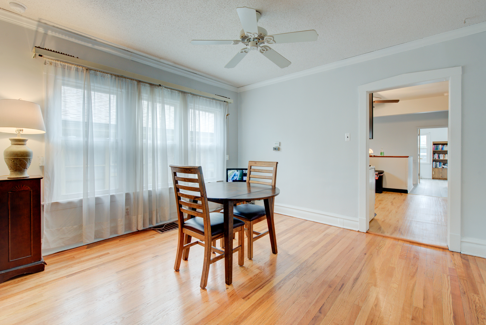 2524 Burr Oak Avenue North Riverside, IL 60546 - Photo 5 of 20
