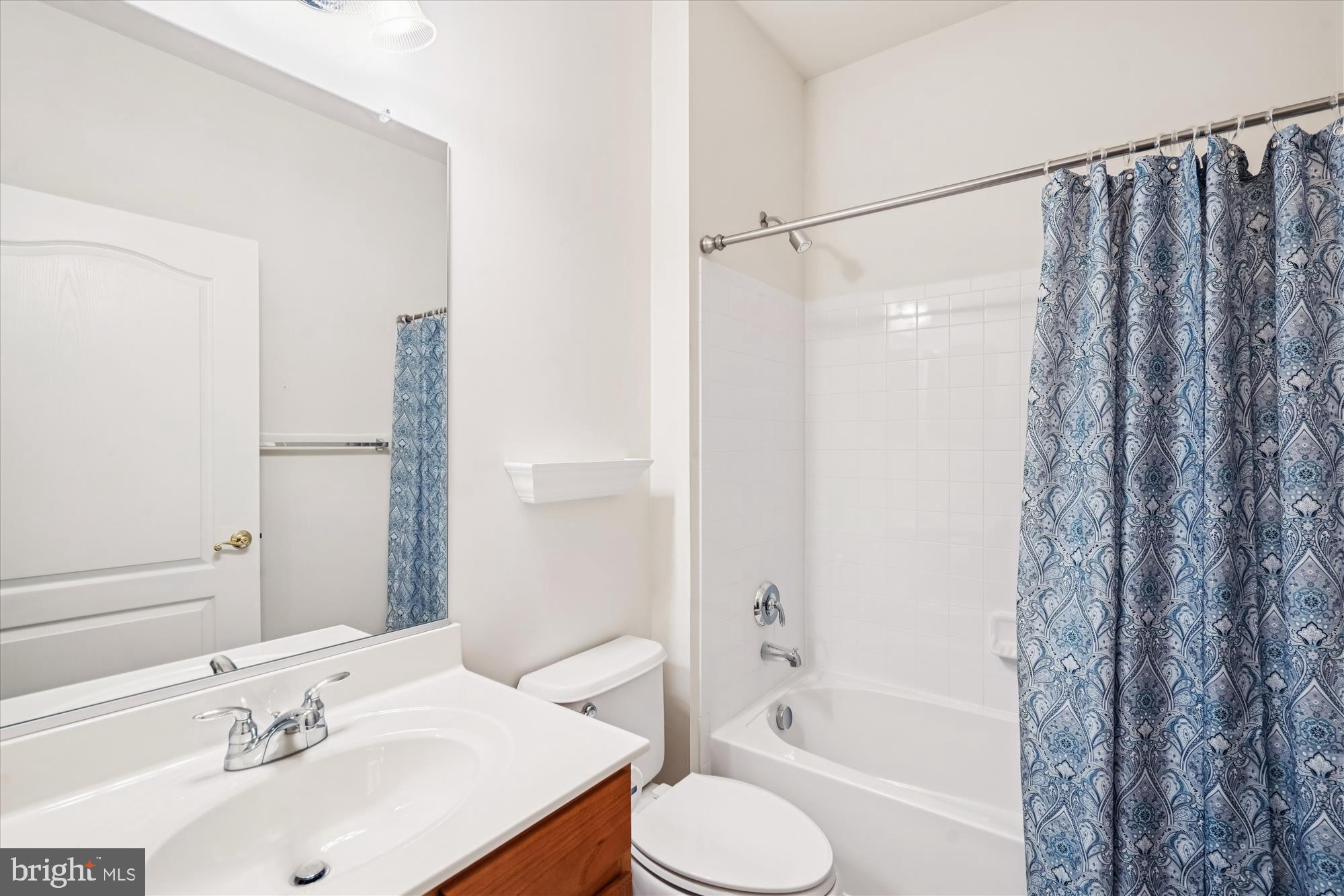 13124 Winding Trail Road Laurel, MD 20707 - Photo 13 of 54 Main Floor Bath