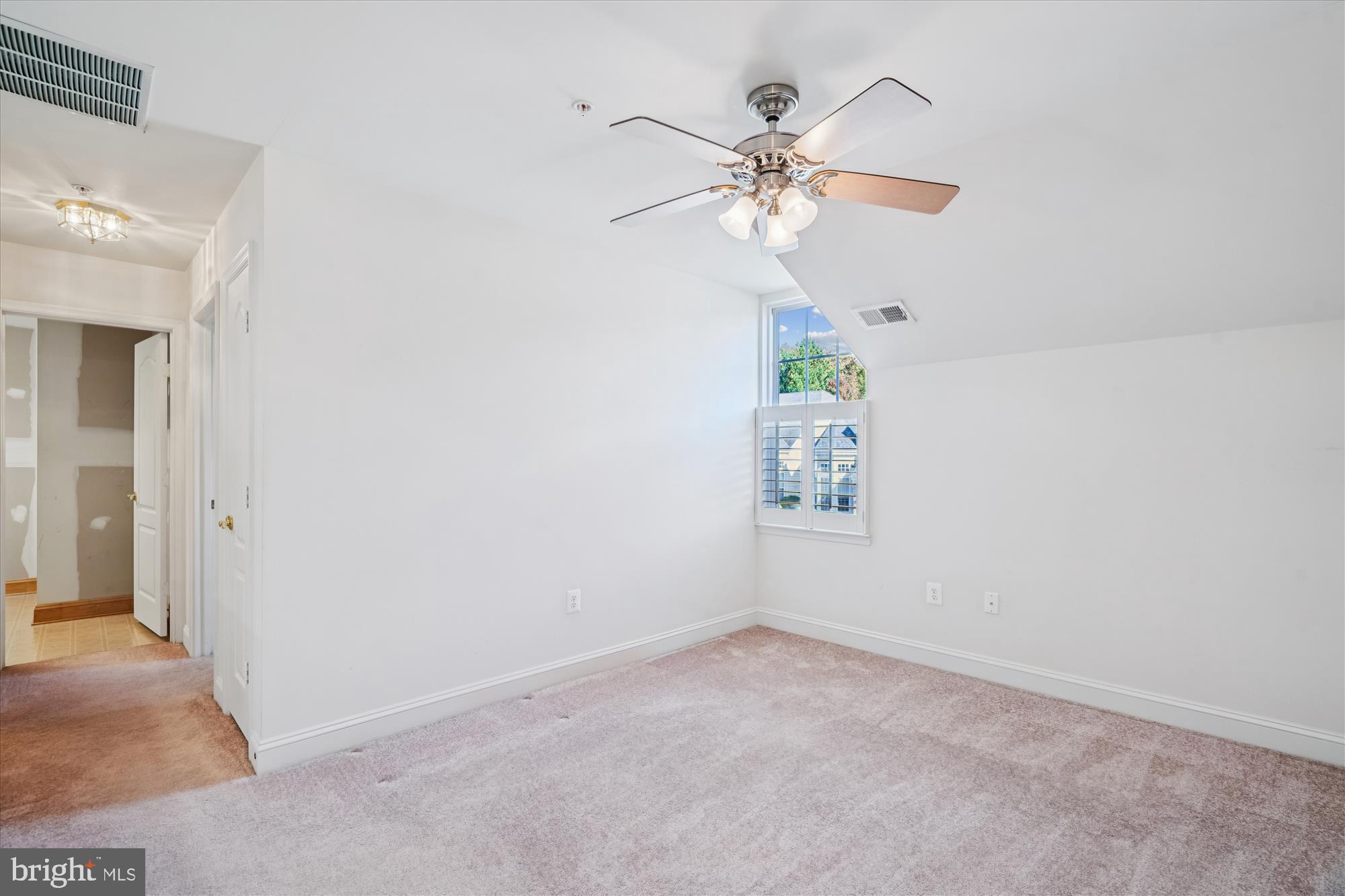13124 Winding Trail Road Laurel, MD 20707 - Photo 25 of 54 Loft perfect family rm or office space