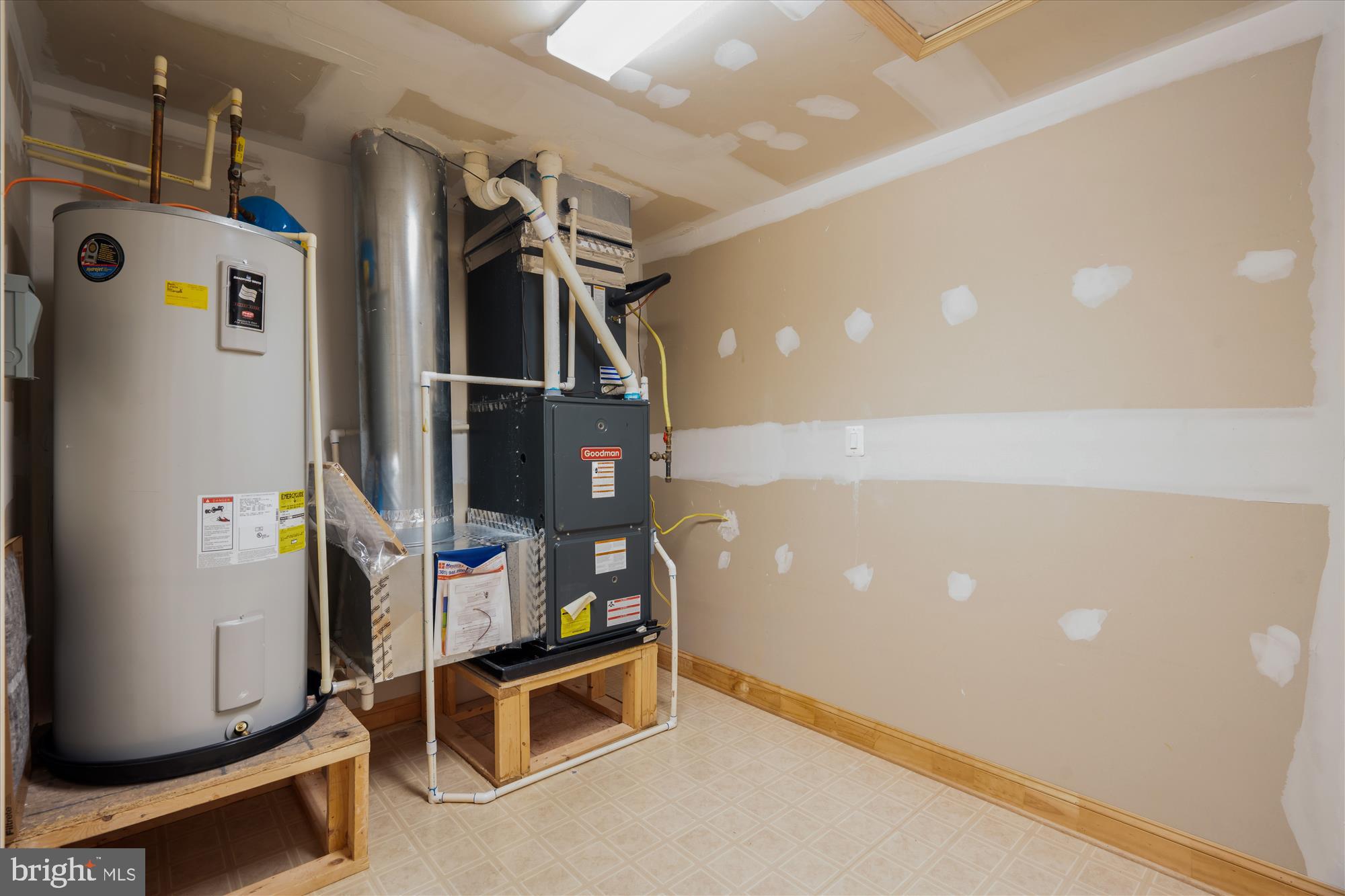 13124 Winding Trail Road Laurel, MD 20707 - Photo 30 of 54 Utility Room