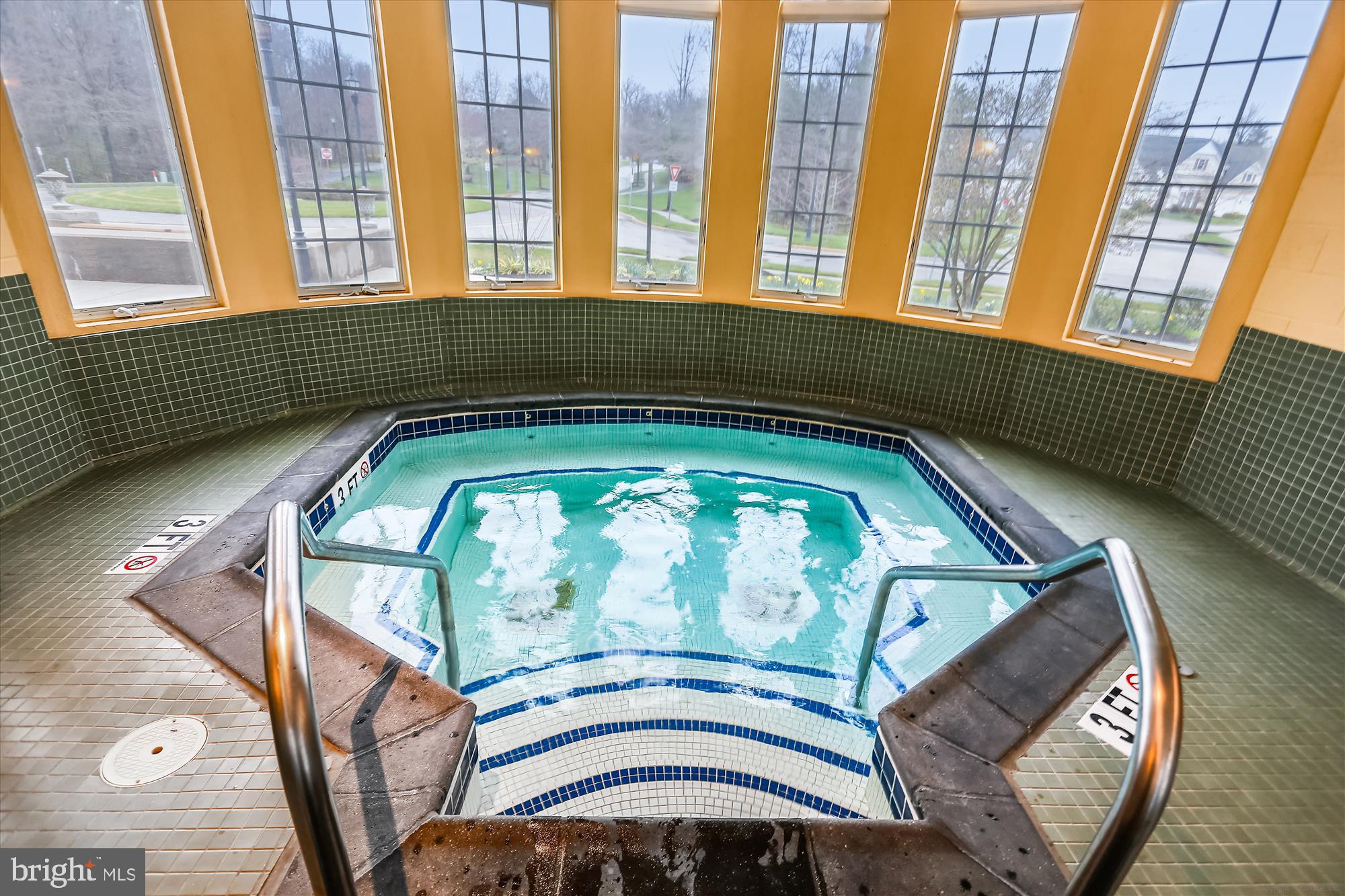 13124 Winding Trail Road Laurel, MD 20707 - Photo 48 of 54 Jacuzzi