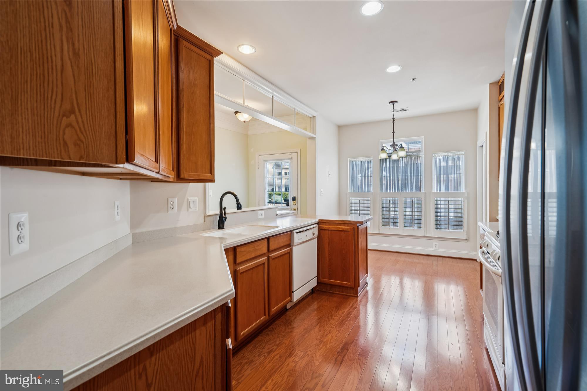 13124 Winding Trail Road Laurel, MD 20707 - Photo 7 of 54 Wood floors