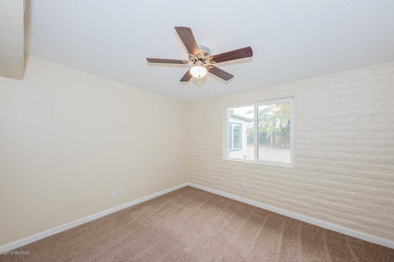 7642 East Stella Road Tucson, AZ 85730 - Photo 16 of 32 Gallery Image 16