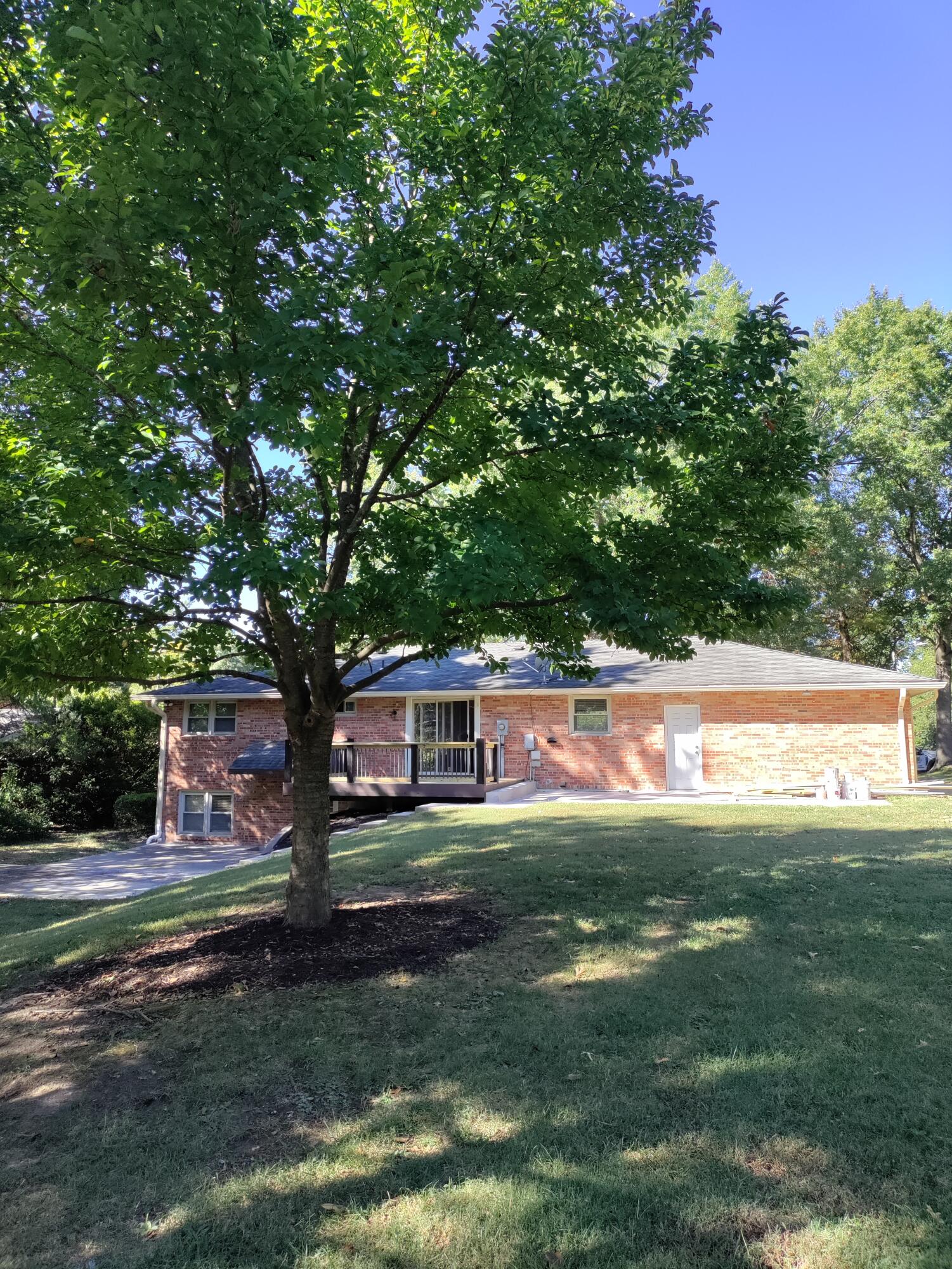 2613 Summit Road Columbia, MO 65203 - Photo 34 of 37 Gallery Image 34