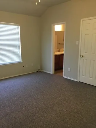 $1,950 | 5316 Bexar Street, Dallas, TX 75215