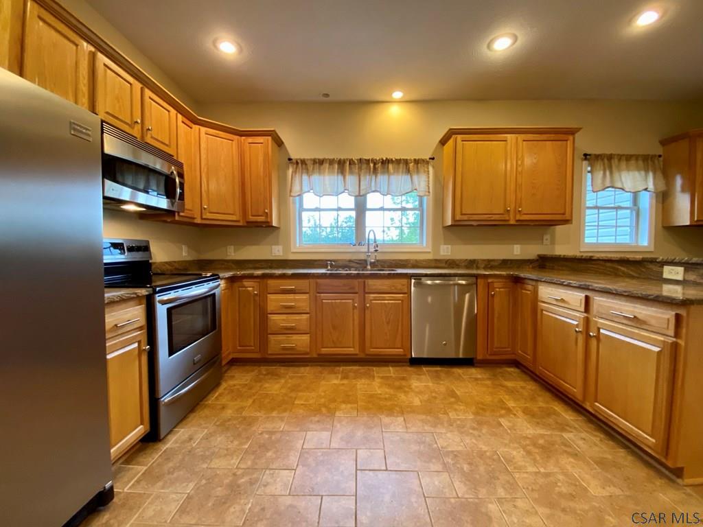 153 Sally Road Johnstown, PA 15906 - Photo 16 of 59