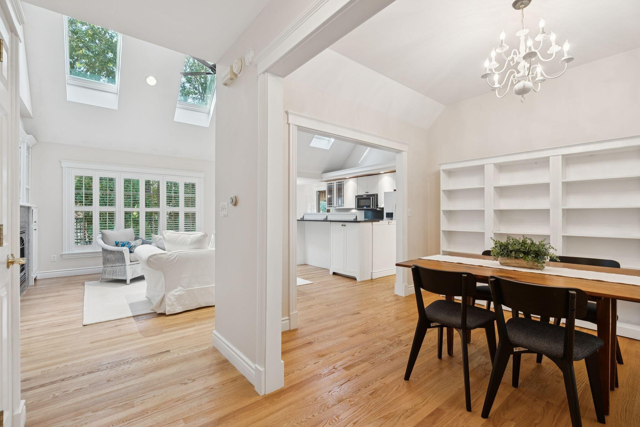 2 Landing Road Saco, ME 04072 - Photo 19 of 53 Dining/Living