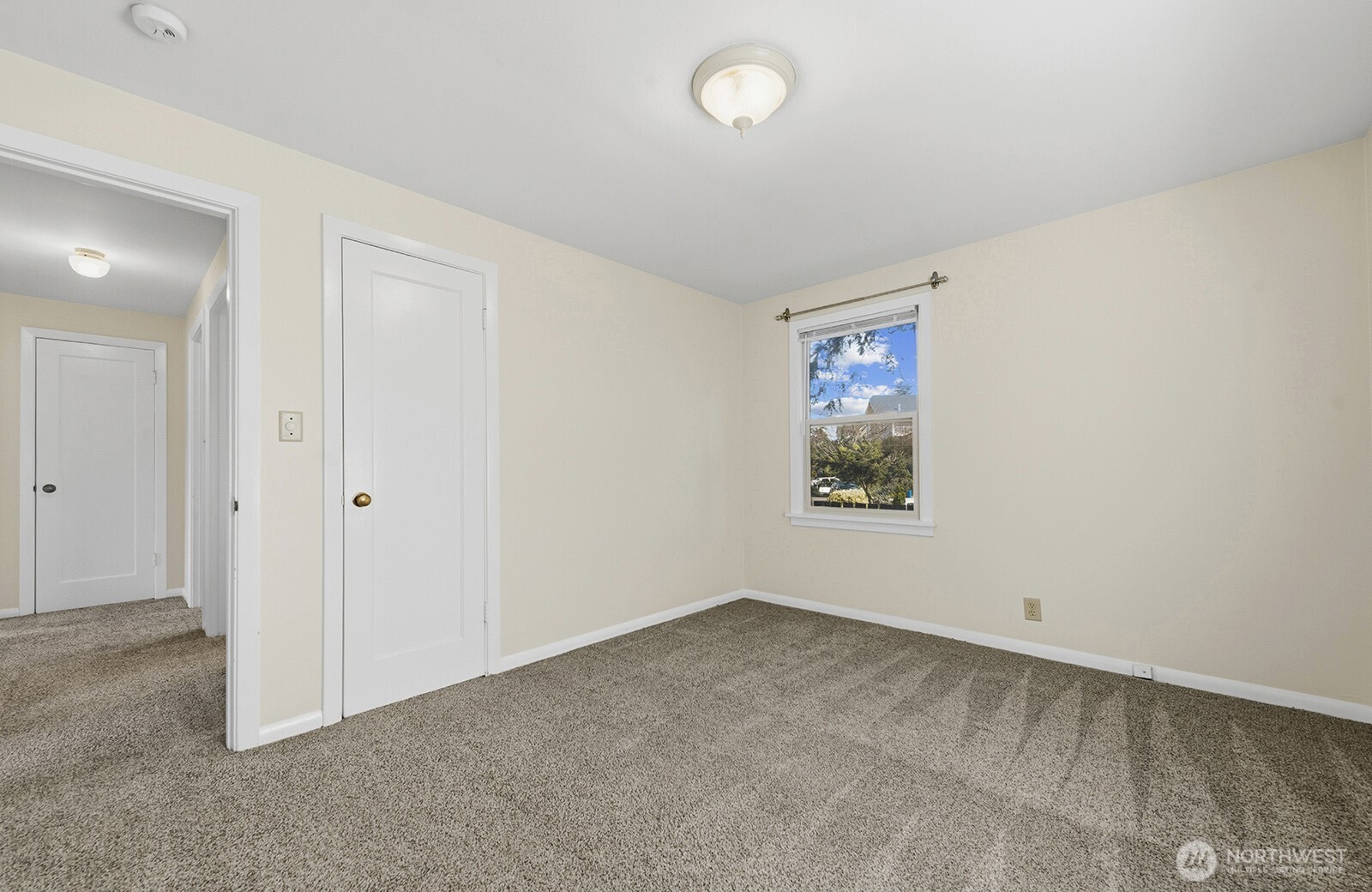 3604 Beach Drive Southwest Seattle, WA 98116 - Photo 19 of 37